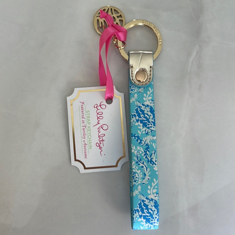 New Lilly Pulitzer Strap Keychain Featured in Turtley Awesome With Tag